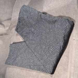 Tuff Athletics Black Silver Speckle Swirls Yoga Capris Leggings VG+ L